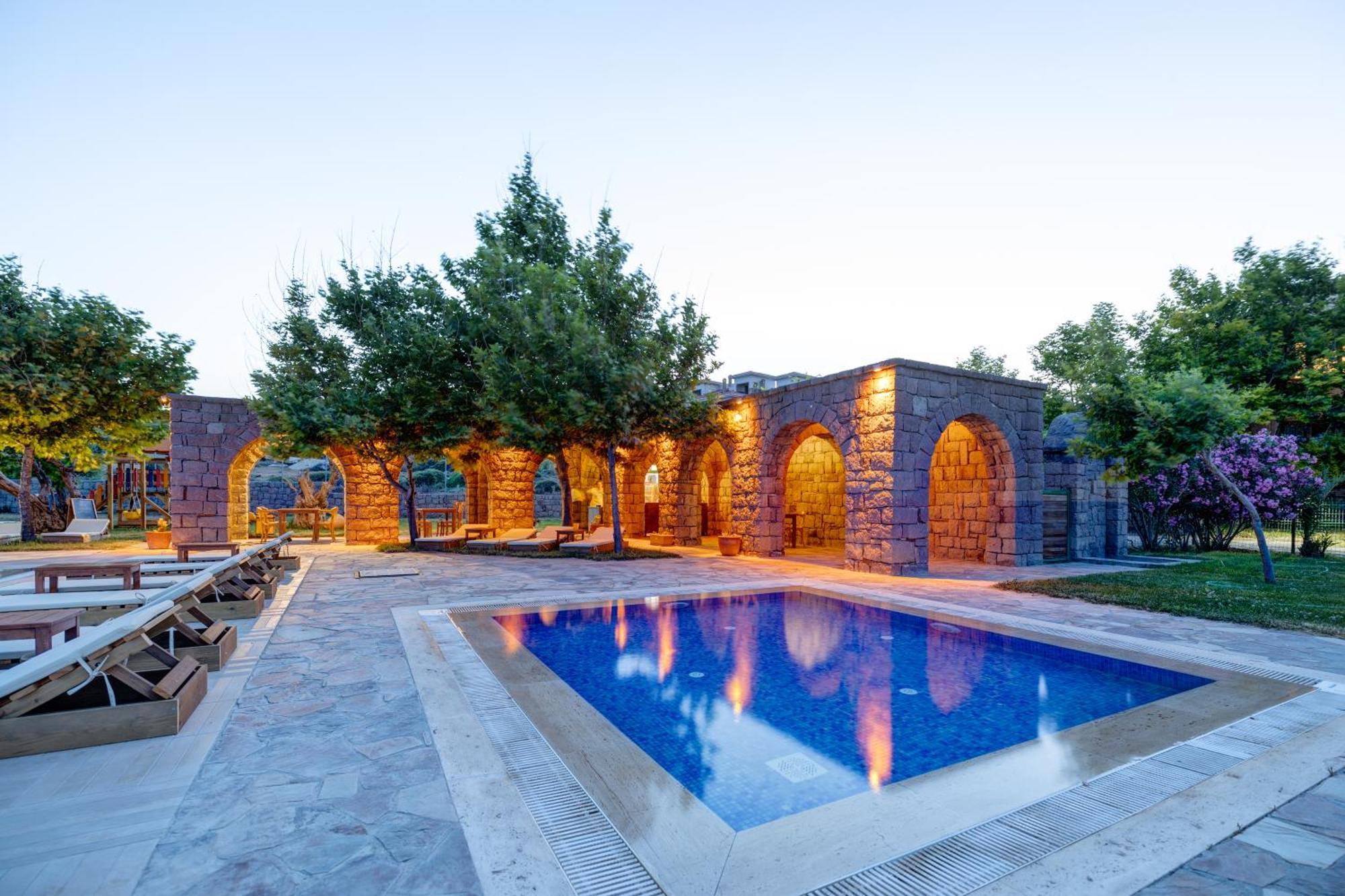 Hotel Cinarli Kasri İmroz Exterior foto